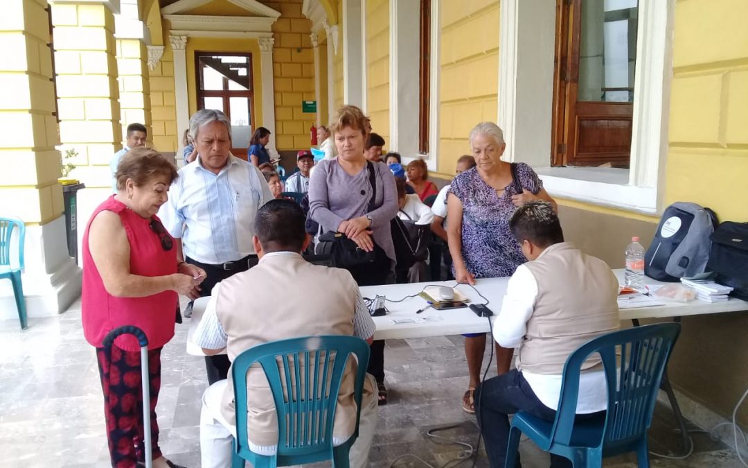 Cobraban familiares por pensionados del IPE ya fallecidos