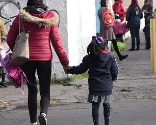 Escuelas colocan filtros de higiene y salud 