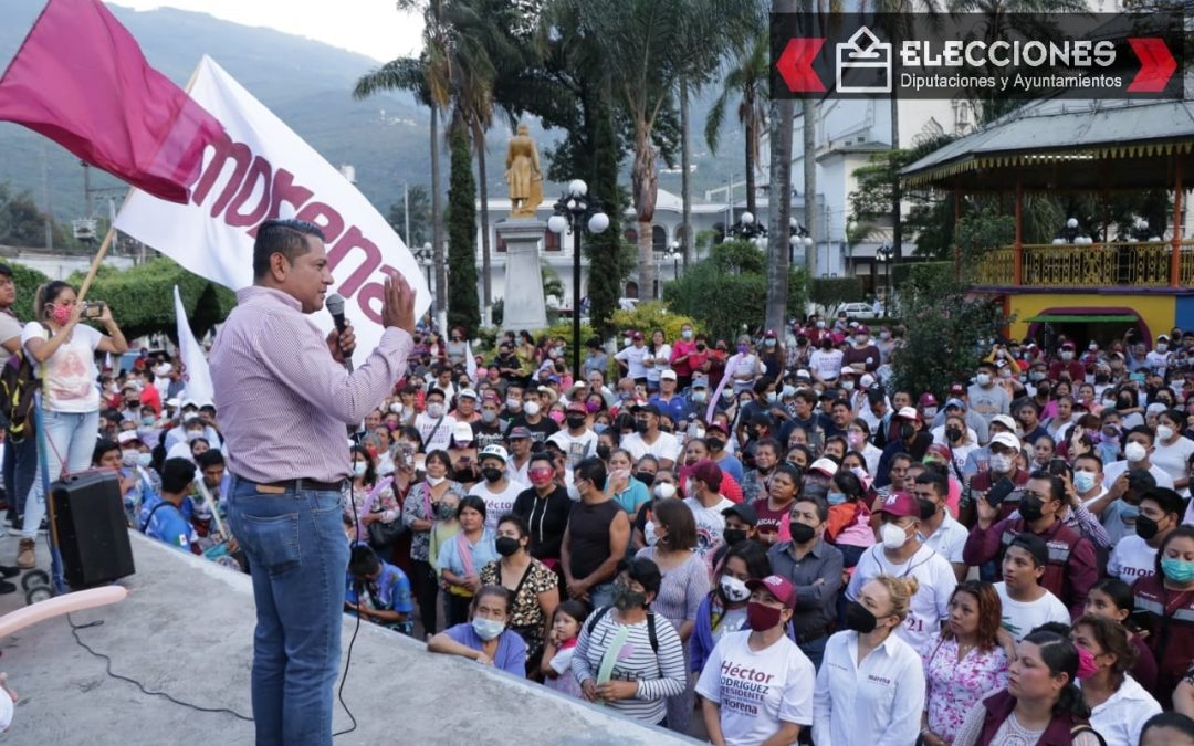 Celebra Luis Arturo Santiago su triunfo histórico