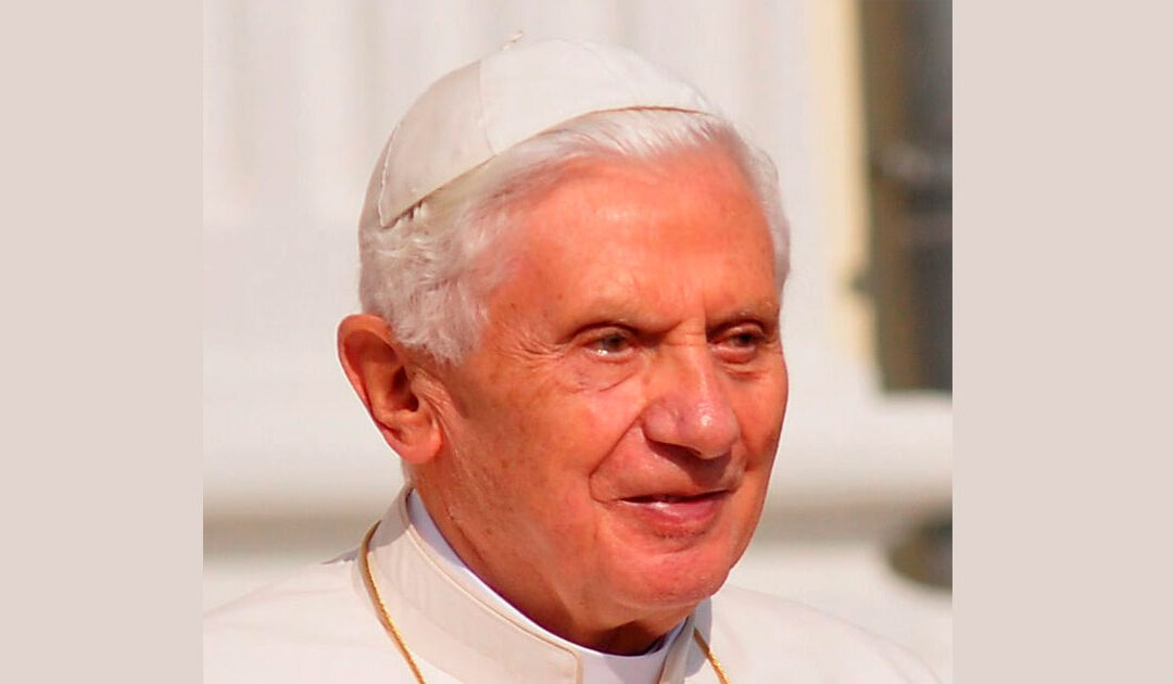 Fallece Benedicto XVI