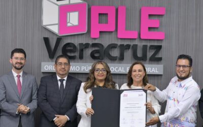 Rocío Nahle García recibe constancia de mayoría